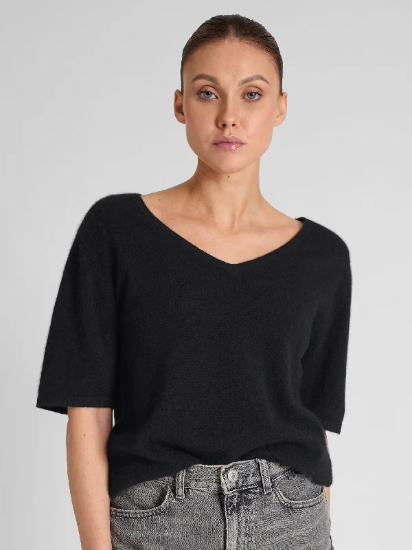 Weekend Exclusive Cashmere T-shirt "Iben" - black