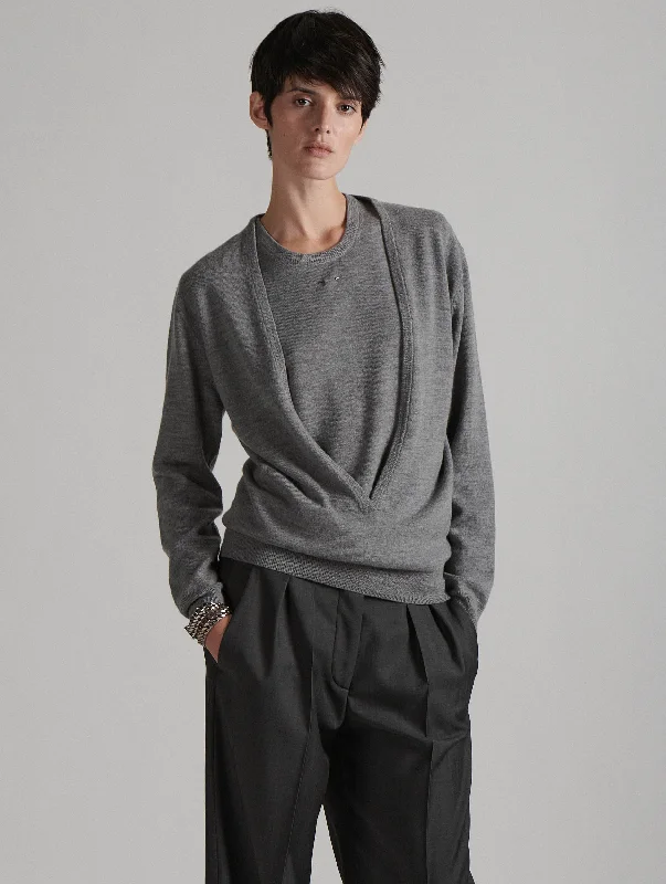 Trendsetting Threads Grey merinos knit V-neck sweater