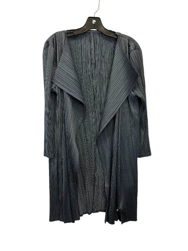 Fashion Forward Cardigan By Clothes Mentor In Grey