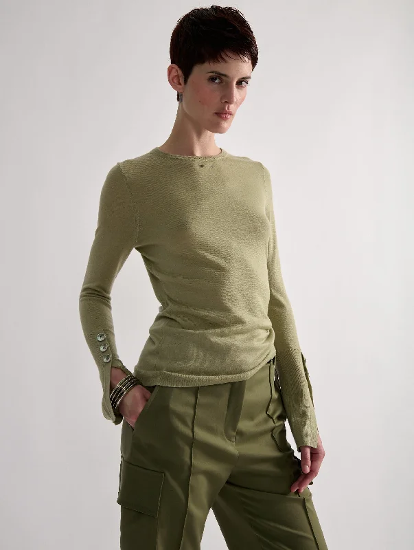 Eclectic Style Wardrobe Linden green knitted sweater with buttoned cuffs